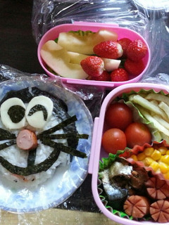 子供のころのキャラクタを娘のお弁当に-レシピのメイン写真