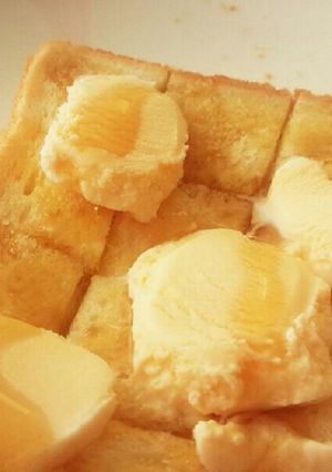 アイスとはちみつのサクじゅわトースト-レシピのメイン写真