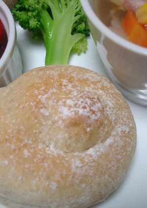 コンニャクで☆全粒粉モッチリパン-レシピのメイン写真