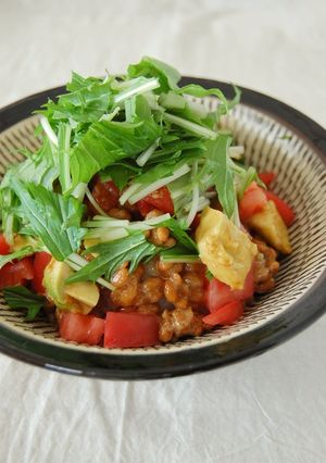 ：：ランチに！カフェ風アボカド納豆丼：：-レシピのメイン写真