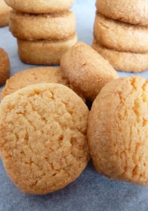 ココナッツの厚焼きクッキー-レシピのメイン写真