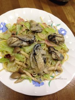 牡蠣とキャベツのペペロンチーノ-レシピのメイン写真