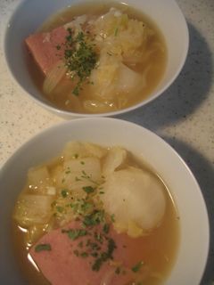 白菜とソーセージのスープ煮-レシピのメイン写真