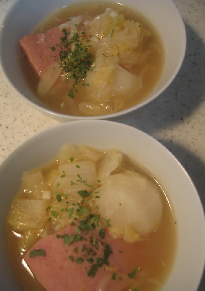 白菜とソーセージのスープ煮-レシピのメイン写真