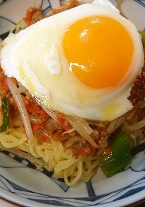 マルちゃん正麺　ごまだれ風味の野菜麺-レシピのメイン写真