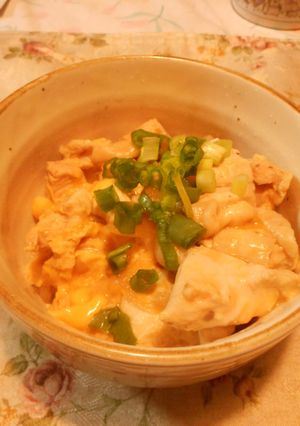 お肉がジューシーで玉子ふんわり半熟親子丼-レシピのメイン写真