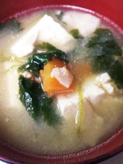 豚小間切れと、豆腐の味噌汁-レシピのメイン写真