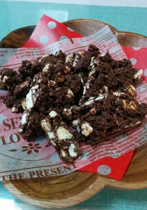 乾パンで簡単チョコクランチ♪-レシピのメイン写真
