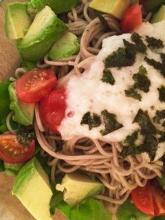 アボカドとろろ蕎麦サラダ-レシピのメイン写真