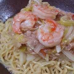 A picture of タイ風ごまだれ冷麺.