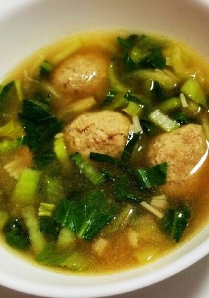 チンゲン菜と肉団子の中華風味噌汁-レシピのメイン写真
