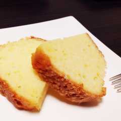 รูปของ しっとりふわふわ♡簡単パウンドケーキ
