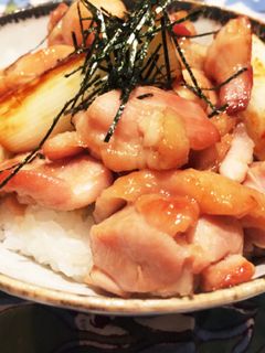 鶏モモ肉とネギの焼き鳥丼☆-レシピのメイン写真