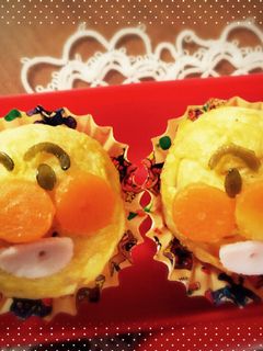 キャラ弁に☆アンパンマン鶏そぼろおにぎり-レシピのメイン写真