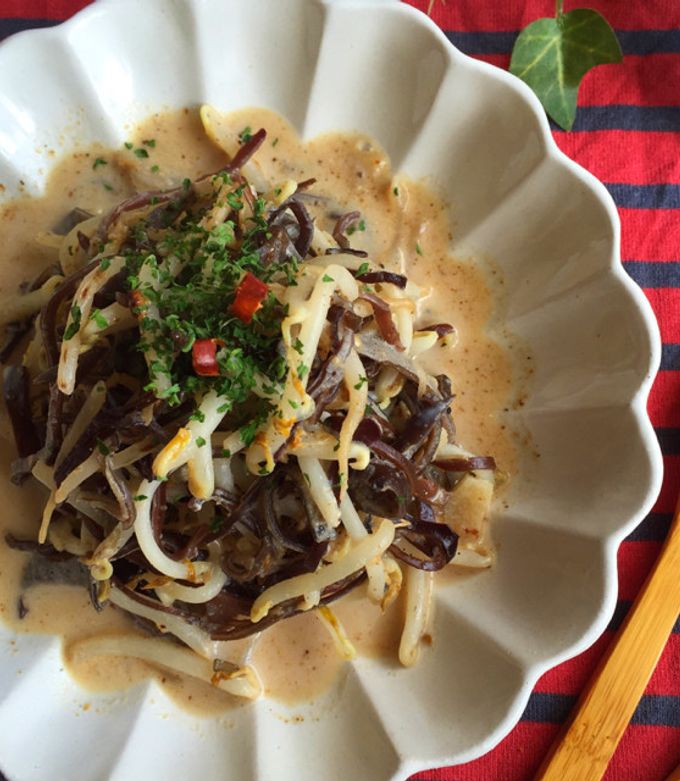 きくらげともやしのチーズクリーム炒め＊ by ひのちゃんママ