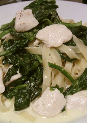 鶏胸肉とほうれん草のクリームパスタ-レシピのメイン写真