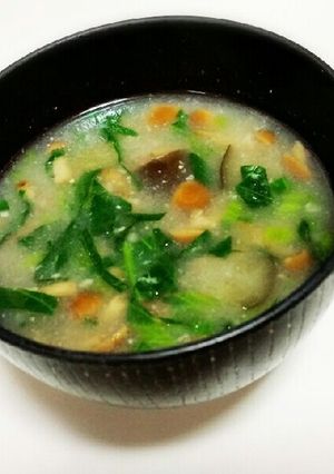 野菜たっぷり！我が家のなめこ汁-レシピのメイン写真