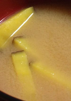 簡単★さつまいもの味噌汁-レシピのメイン写真