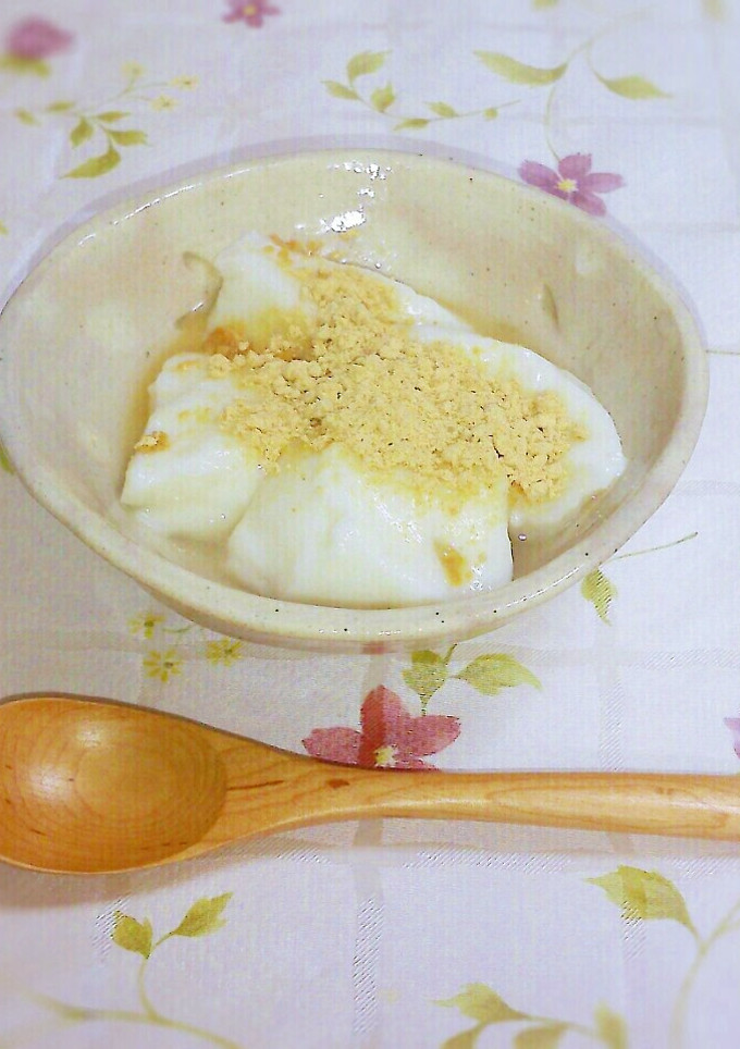 材料3つ片栗粉で簡単♡牛乳くずもち-レシピのメイン写真