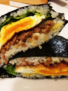 栄養満点☆甘辛肉のおにぎらず-レシピのメイン写真