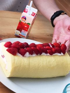 ふわふわしっとりロールケーキ-レシピのメイン写真