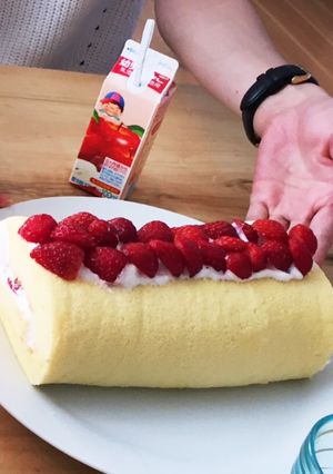ふわふわしっとりロールケーキ-レシピのメイン写真