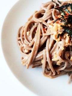 パスタソースで* 納豆明太ピリ辛そば-レシピのメイン写真