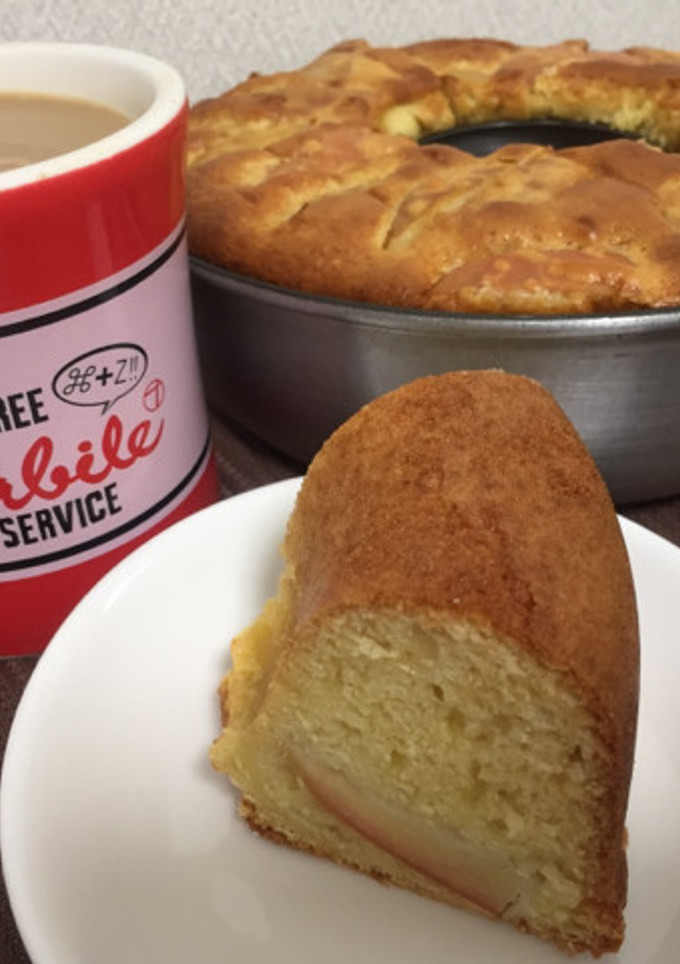 簡単塾おやつ☆HMで丸ごとりんごケーキ-レシピのメイン写真