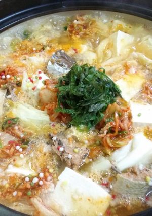 花粉症対策♪簡単♪ヘルシーさば缶キムチ鍋-レシピのメイン写真