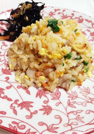 産山村の梅酢黒豚を使ったチャーハン-レシピのメイン写真
