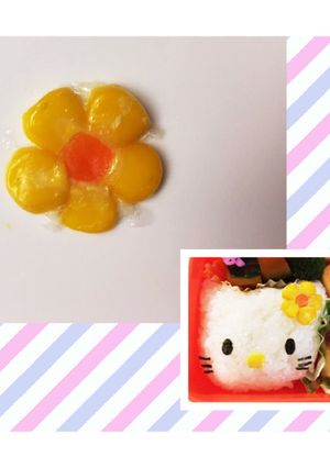 お弁当に!コーンと人参でキティのお花❁-レシピのメイン写真