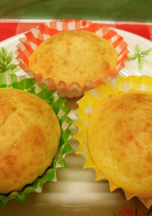 甘さ控え目！卵味の濃いカップケーキ♪-レシピのメイン写真