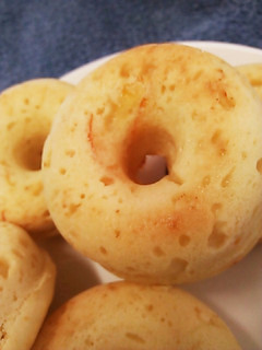 簡単♪冷めてもモチモチ豆腐の焼きドーナツ-レシピのメイン写真
