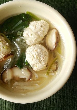 昆布屋ママの鶏団子スープ♪離乳食取り分け-レシピのメイン写真