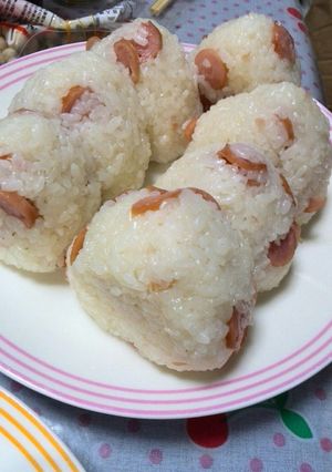 簡単♪ウインナーおにぎり-レシピのメイン写真