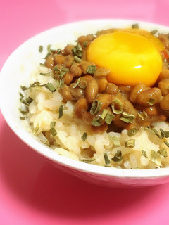 簡単絶品★卵かけ納豆ごはん-レシピのメイン写真