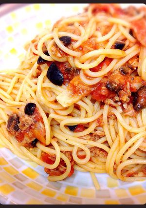 ブラックオリーブとツナのトマトパスタ-レシピのメイン写真
