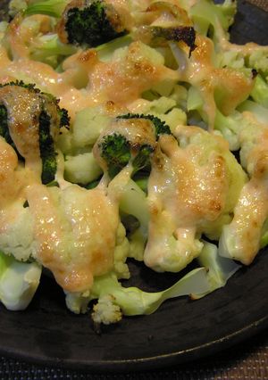 カリフラワーの 明太マヨ焼き♪-レシピのメイン写真