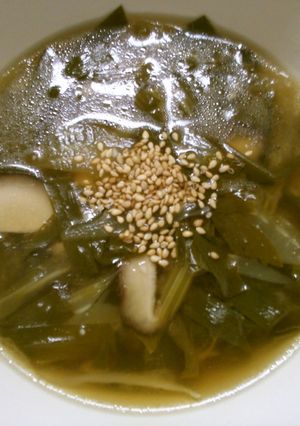 簡単 椎茸 ニラ セロリの 中華スープ♪-レシピのメイン写真