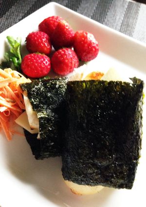 ワインのお供になる餅とチーズの磯辺焼き-レシピのメイン写真