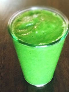 ほうれん草キウイレモングリーンスムージー-レシピのメイン写真