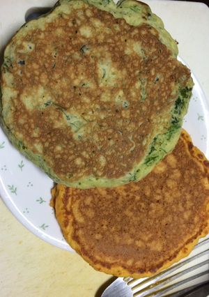ほうれん草と人参のホットケーキ-レシピのメイン写真