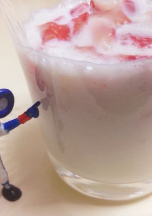 レンジでいちごミルキー寒天〜牛乳消費〜-レシピのメイン写真