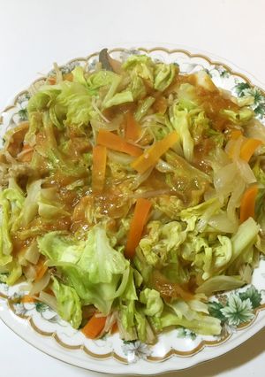 フライパンで作る鮭のちゃんちゃん焼き風☆-レシピのメイン写真