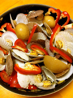 塩レモンの効いた!秋刀魚と帆立のパエリア-レシピのメイン写真