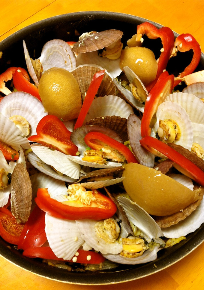 塩レモンの効いた！秋刀魚と帆立のパエリア-レシピのメイン写真