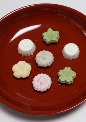 ひな祭りを祝う簡単干菓子-レシピのメイン写真