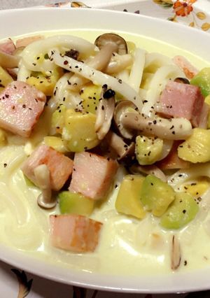 簡単！クリームスープアボカドうどん-レシピのメイン写真