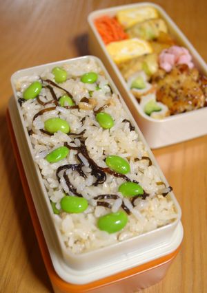おいなりあげ＆塩昆布＆枝豆の混ぜご飯-レシピのメイン写真