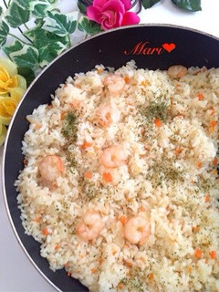 簡単!フライパンで♡お店の味☆海老ピラフ-レシピのメイン写真